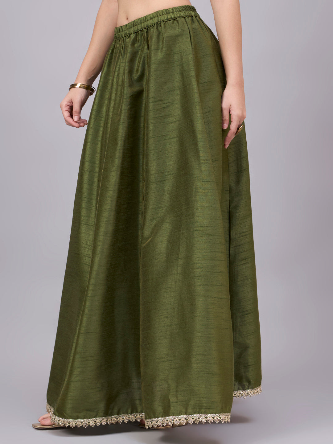 Mehndi Embroidered Border Flowy Skirt