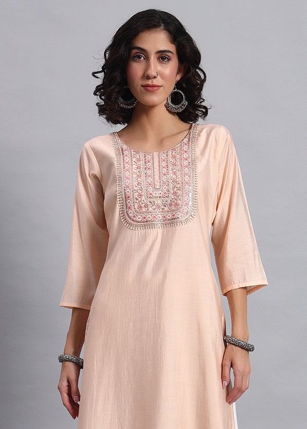 Peach-toned kurta