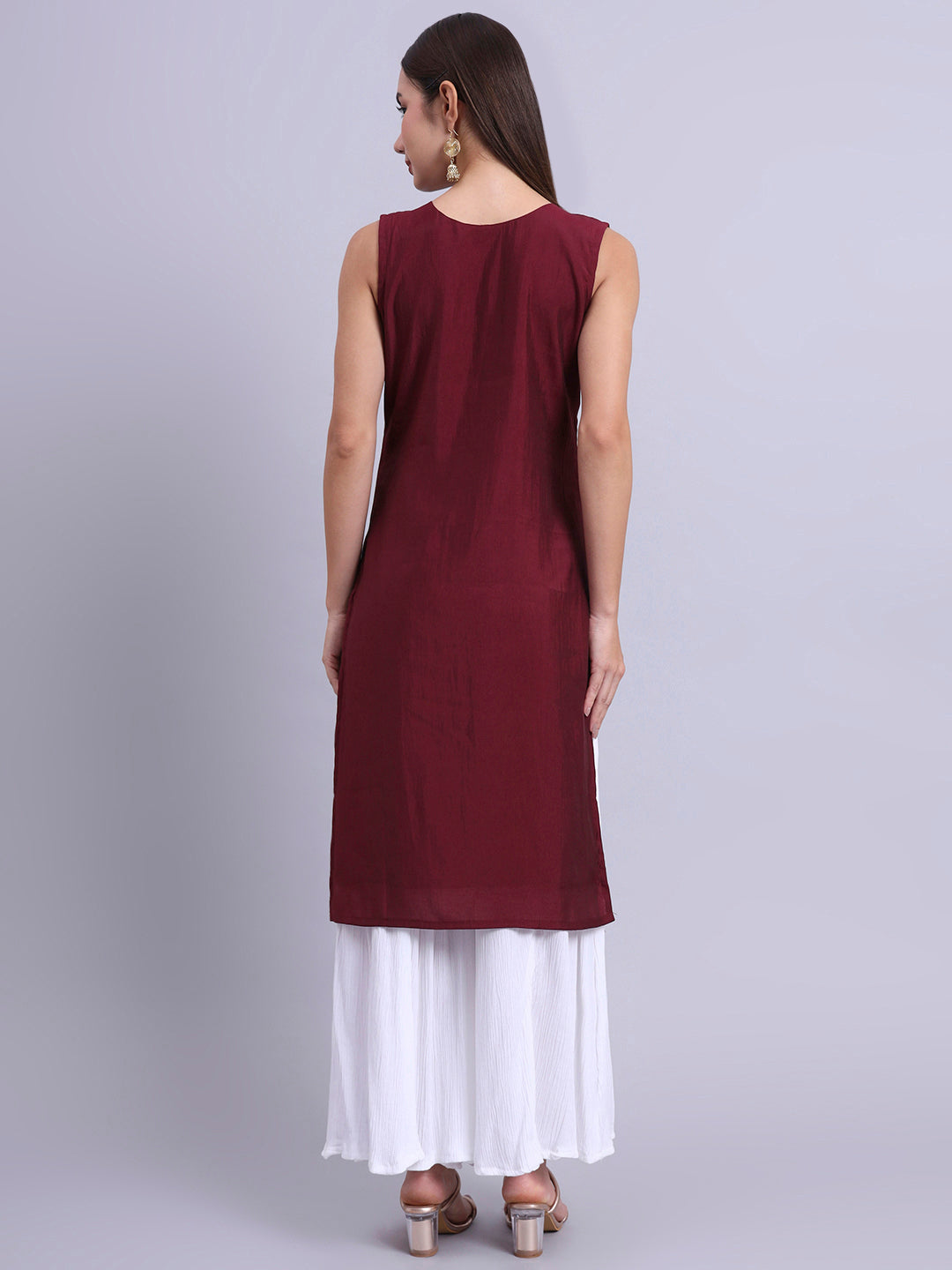 Sleeveless Maroon Straight Kurta