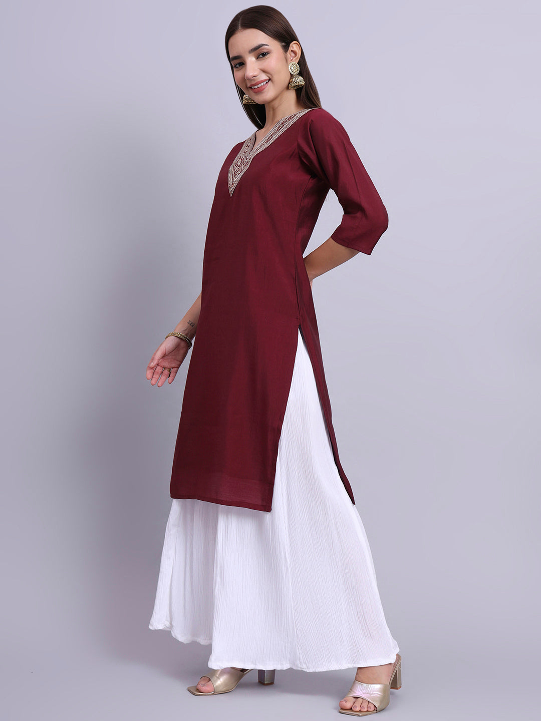 Maroon Embroidered V-Neck Kurta