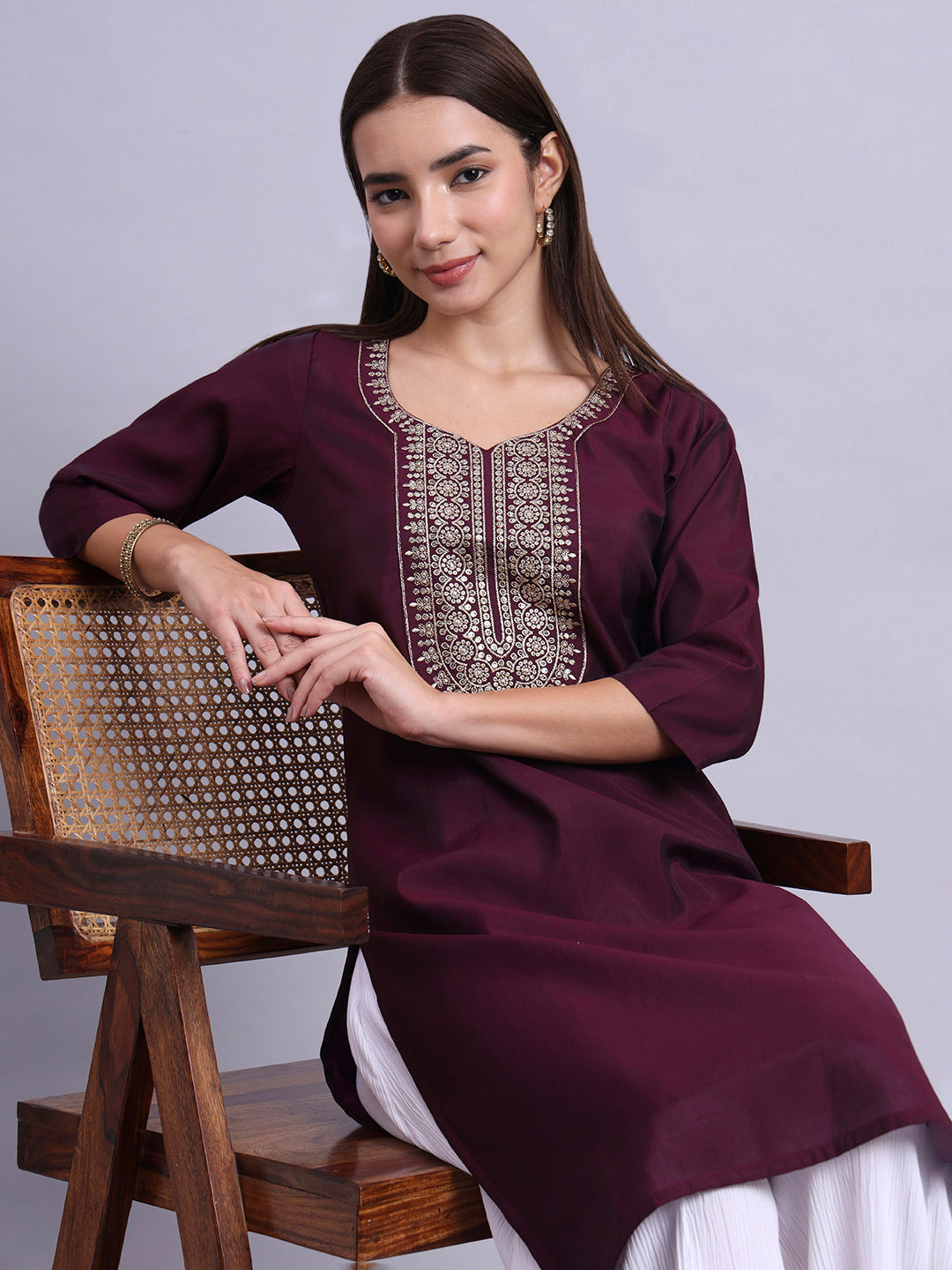 Round-Neck Embroidered Straight Kurta