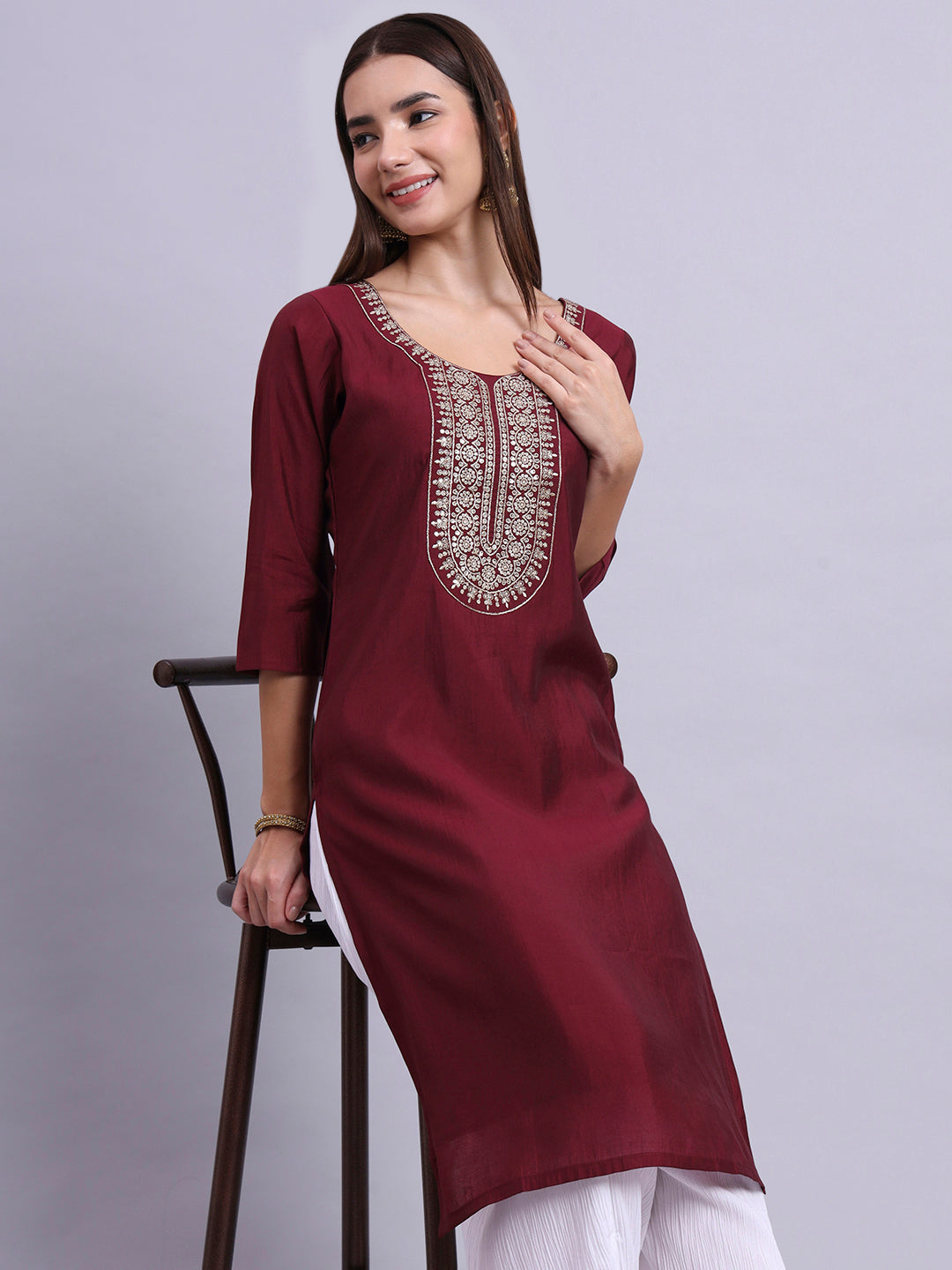 Round-Neck Embroidered Straight Kurta