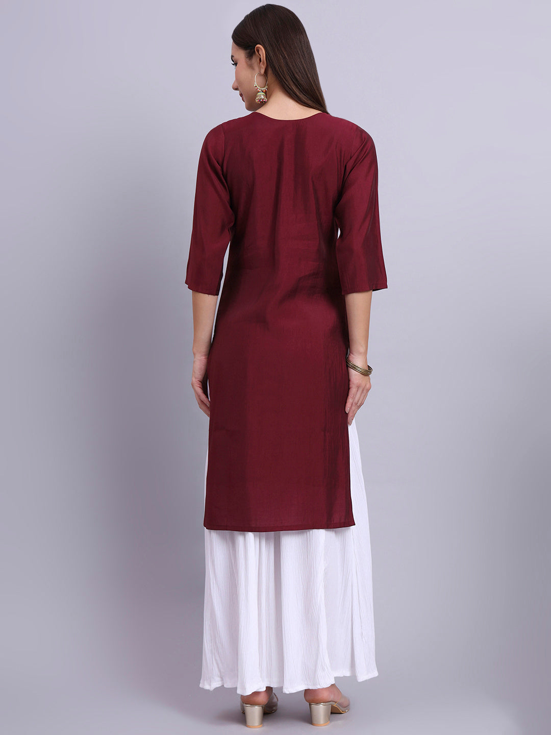 Maroon Embroidered V-Neck Straight Kurta